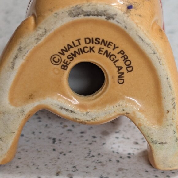 Beswick Winnie the Pooh Figurine - Picture 5 of 6